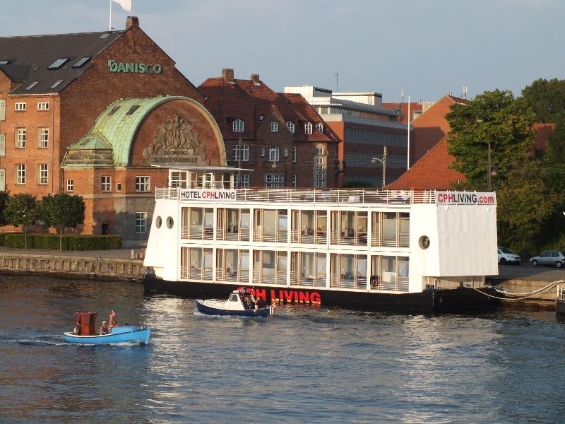 Cph Living Bådhotel 3*